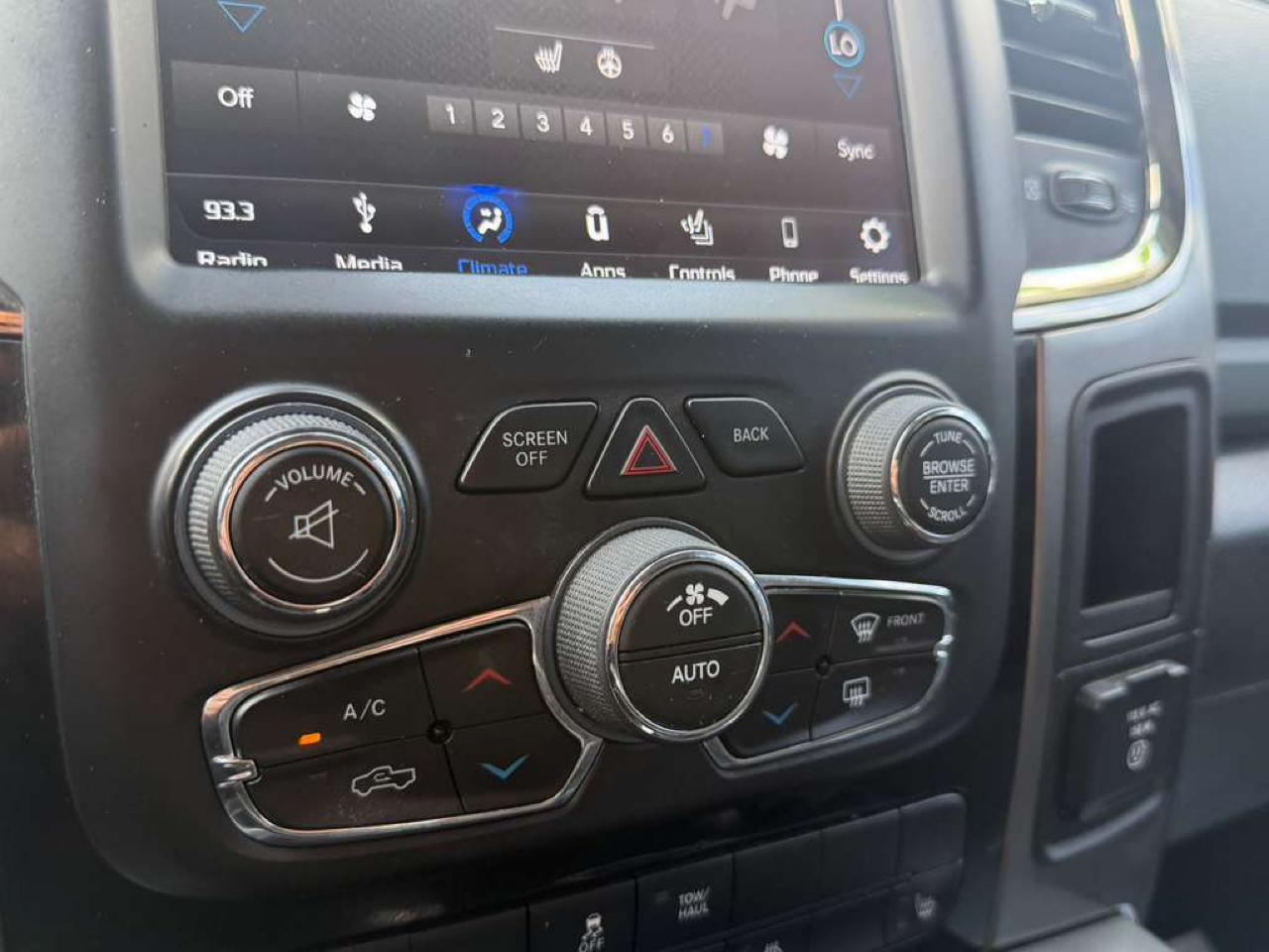 RAM 1500 Sport Crew Cab 4WD 2018