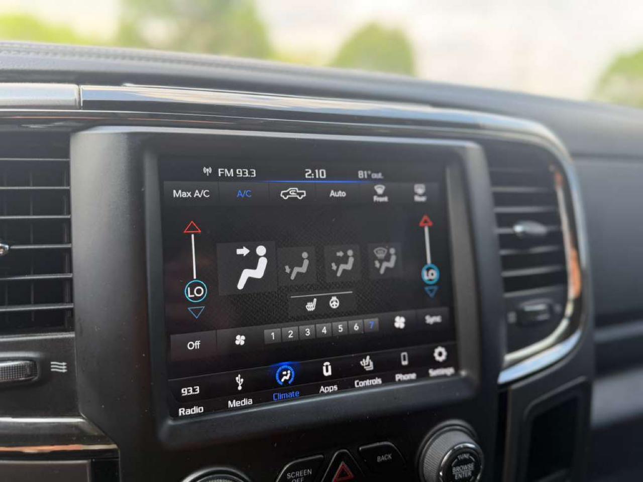 RAM 1500 Sport Crew Cab 4WD 2018