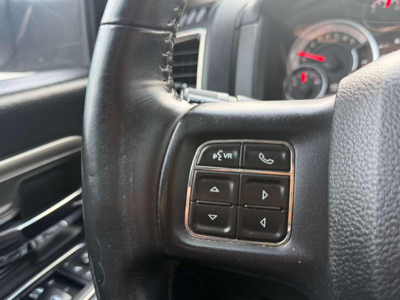 RAM 1500 Sport Crew Cab 4WD 2018