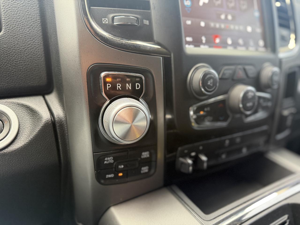 RAM 1500 Sport Crew Cab 4WD 2018