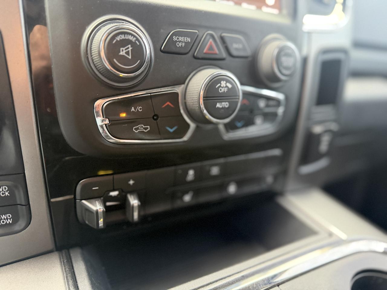 RAM 1500 Sport Crew Cab 4WD 2018