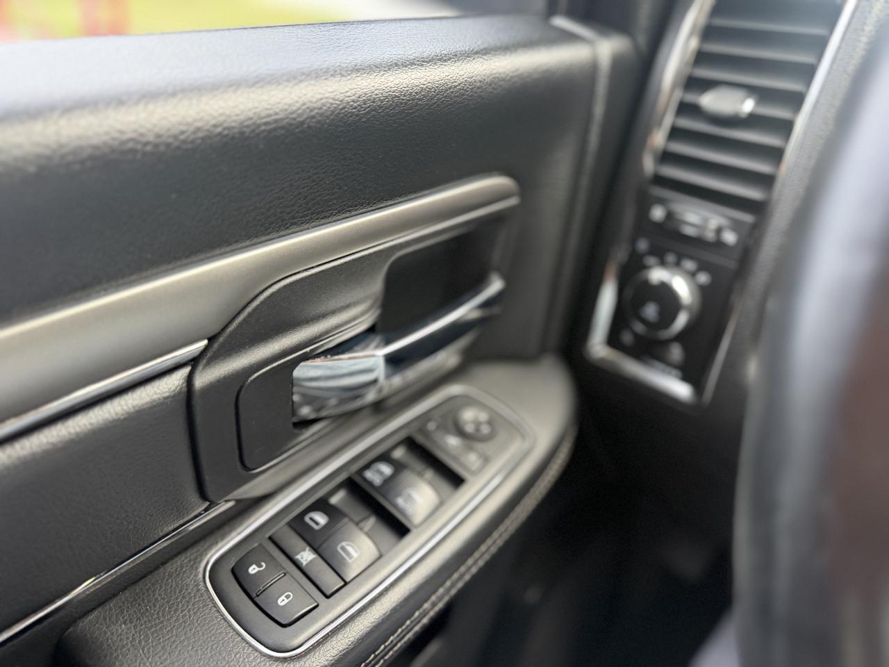 RAM 1500 Sport Crew Cab 4WD 2018