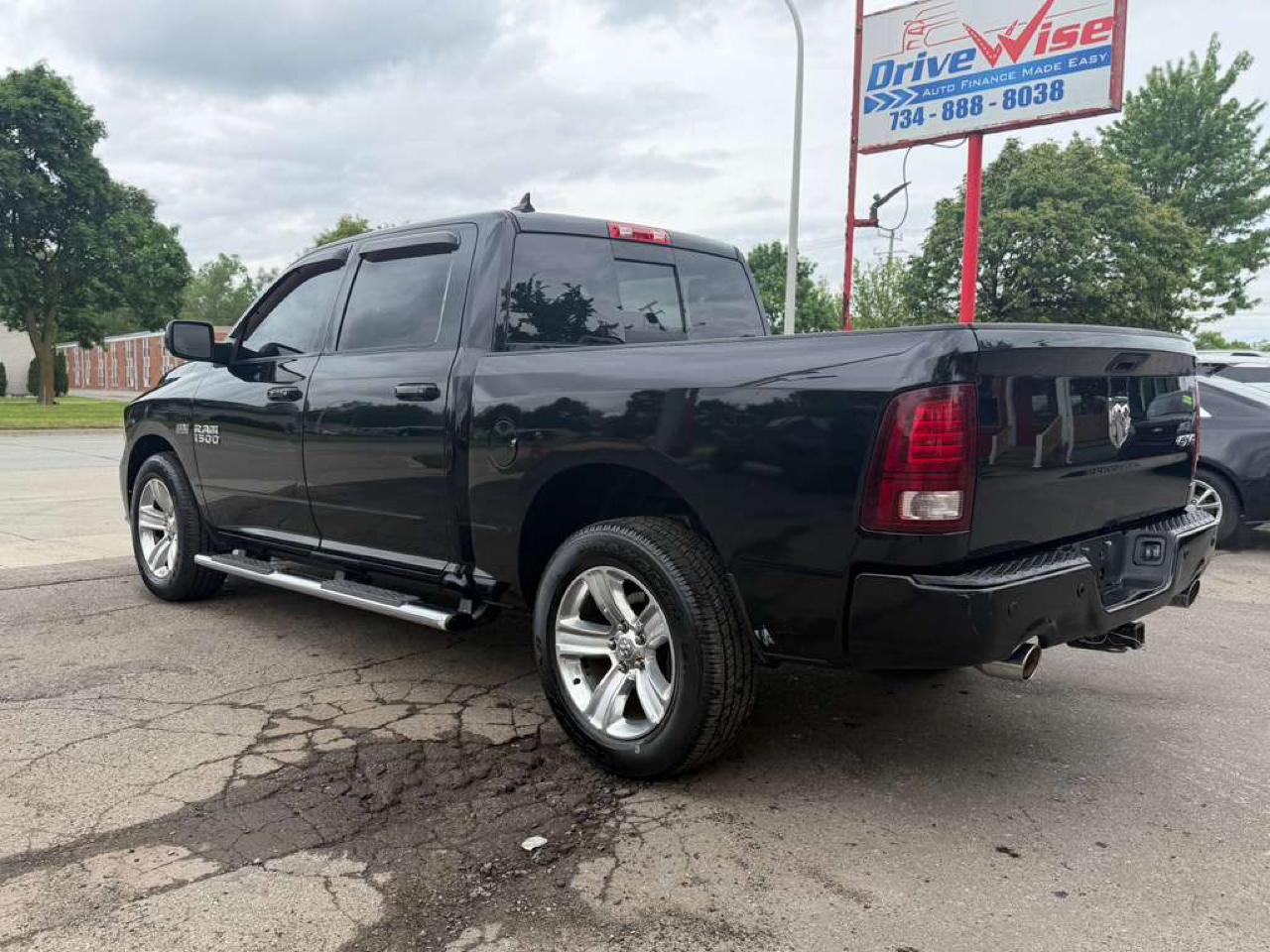 RAM 1500 Sport 4x4 Crew Cab 5'7" Box 2014