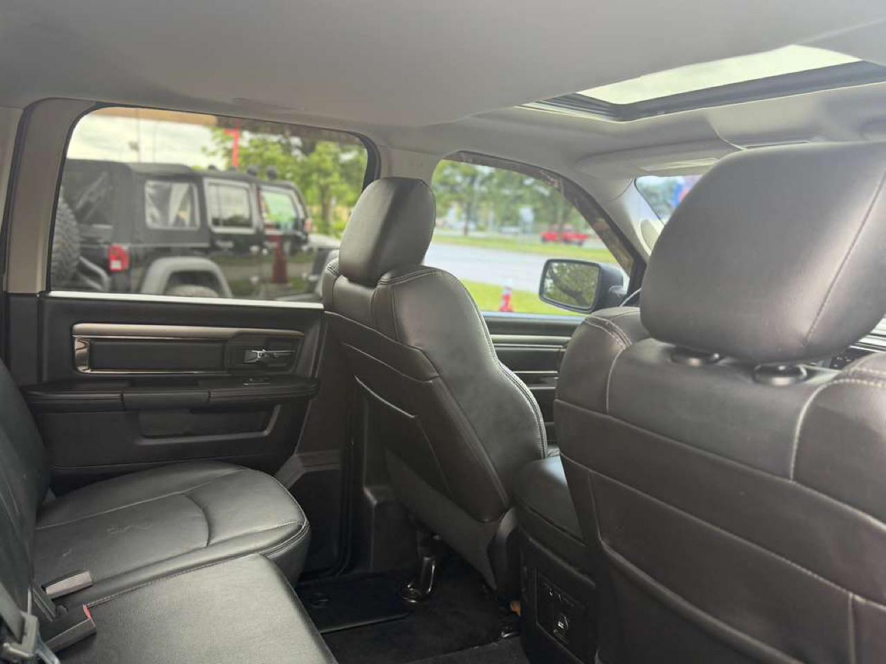 RAM 1500 Sport 4x4 Crew Cab 5'7" Box 2014