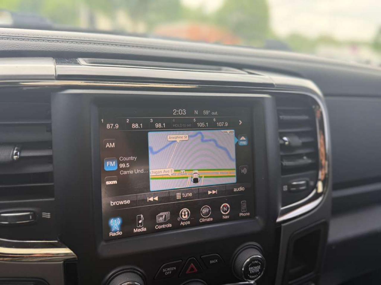 RAM 1500 Sport 4x4 Crew Cab 5'7" Box 2014