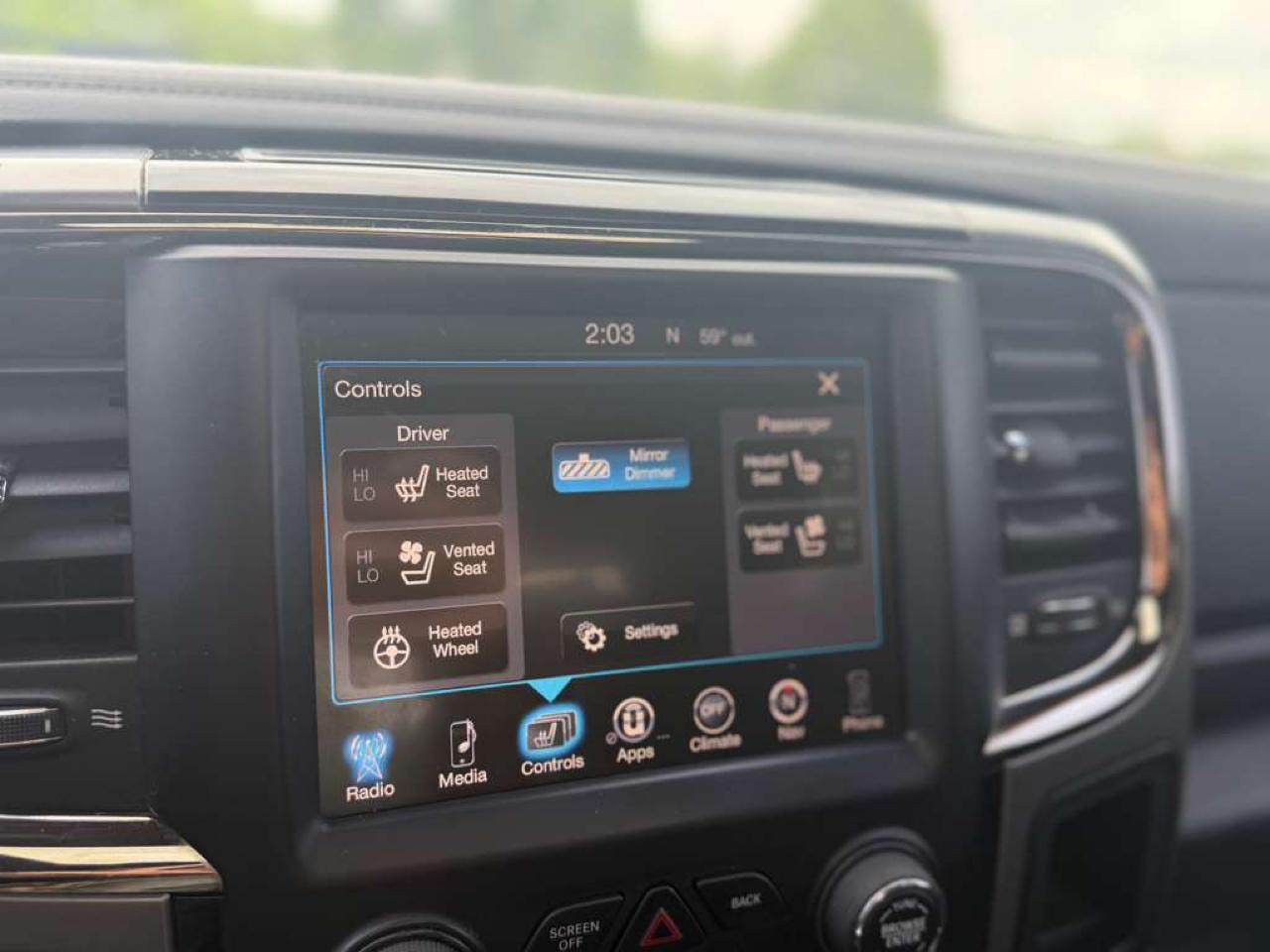 RAM 1500 Sport 4x4 Crew Cab 5'7" Box 2014