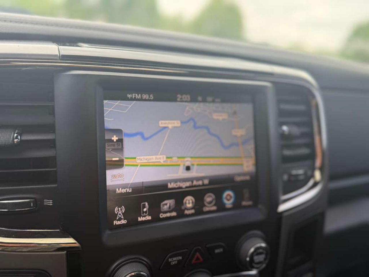 RAM 1500 Sport 4x4 Crew Cab 5'7" Box 2014