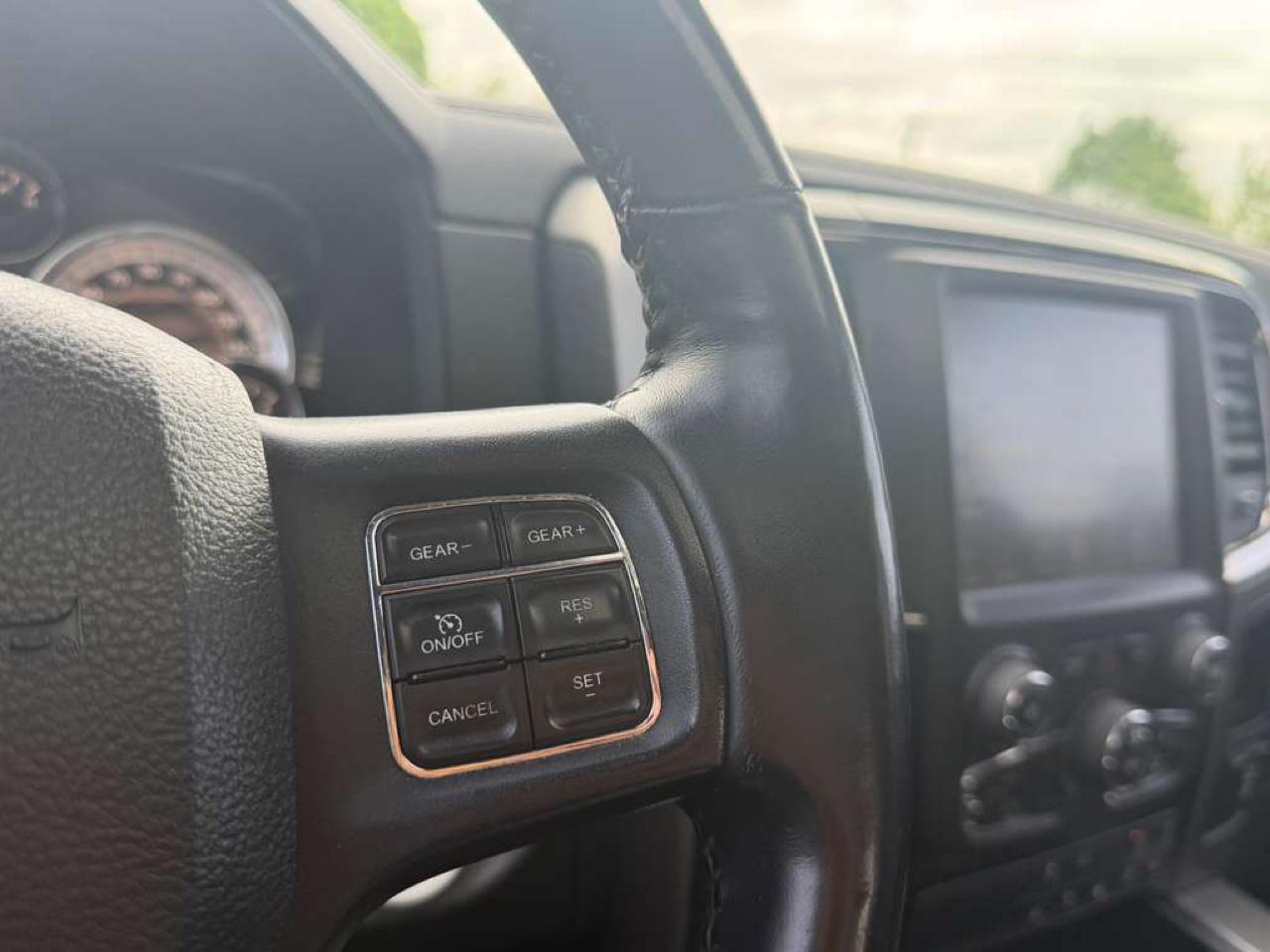 RAM 1500 Sport 4x4 Crew Cab 5'7" Box 2014