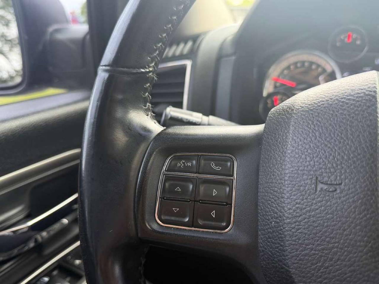 RAM 1500 Sport 4x4 Crew Cab 5'7" Box 2014