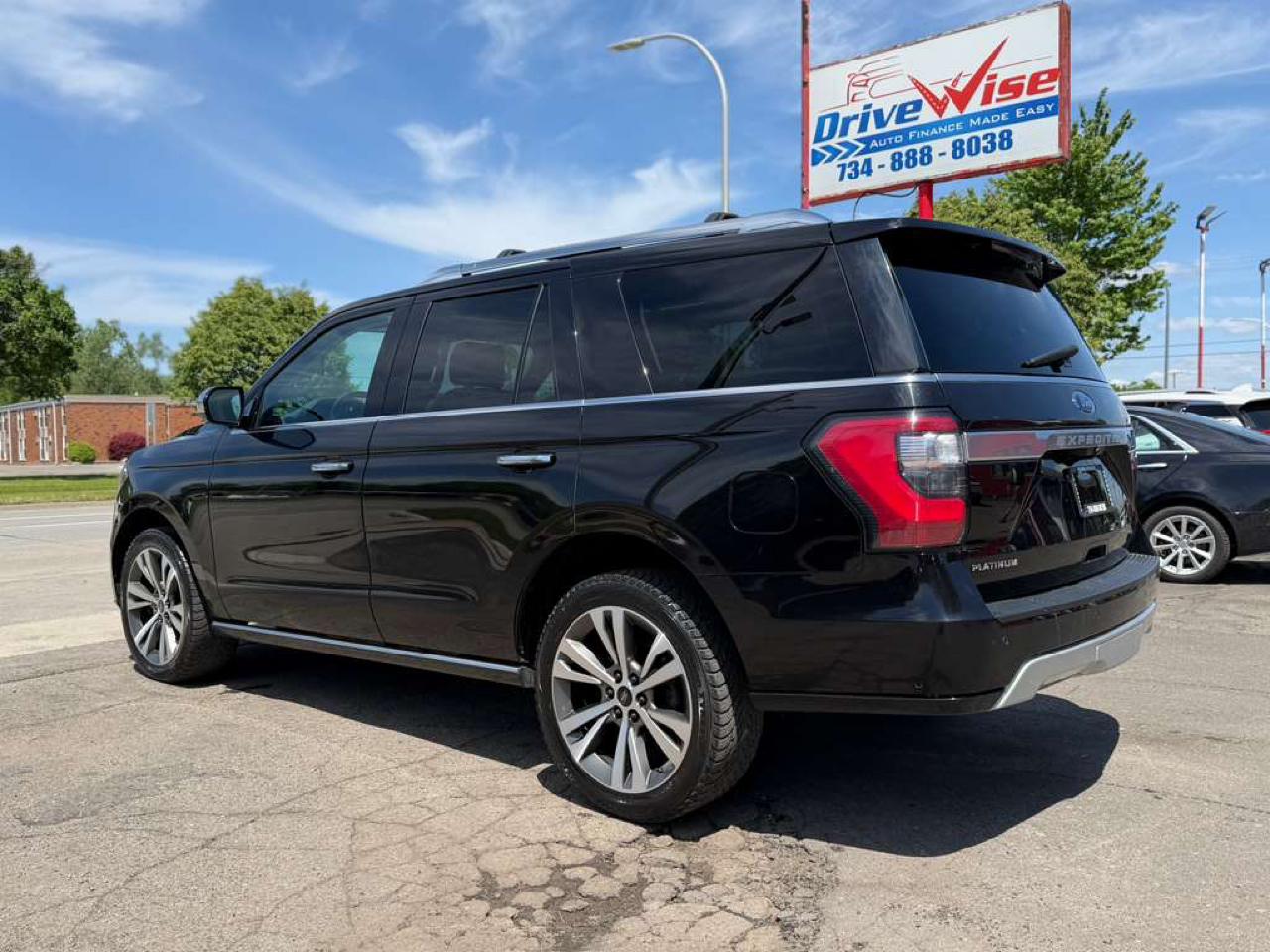 Ford Expedition Platinum 4WD 2021