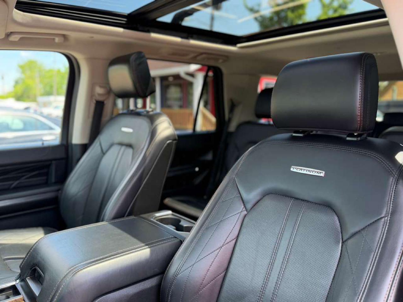 Ford Expedition Platinum 4WD 2021
