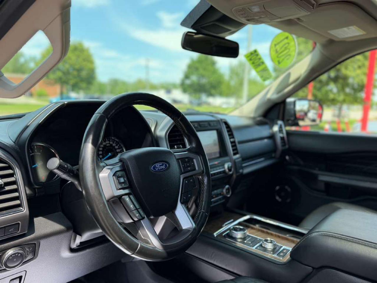 Ford Expedition Platinum 4WD 2021