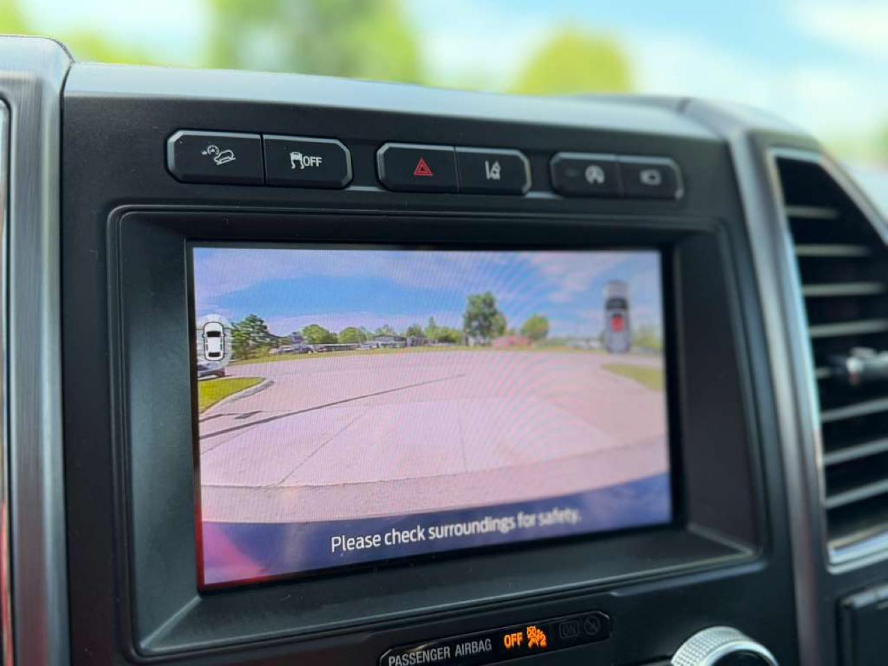 Ford Expedition Platinum 4WD 2021