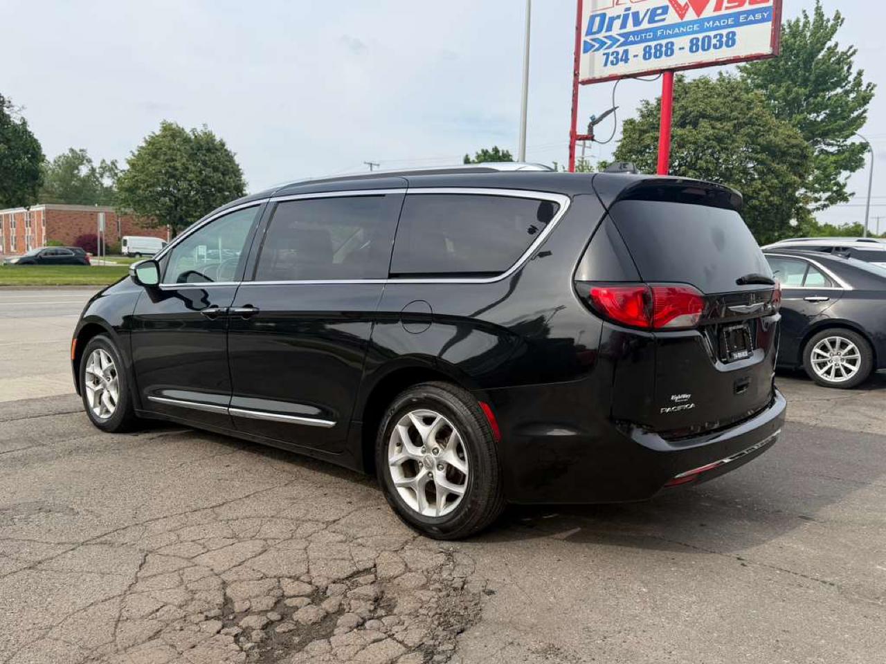Chrysler Pacifica Limited 2020