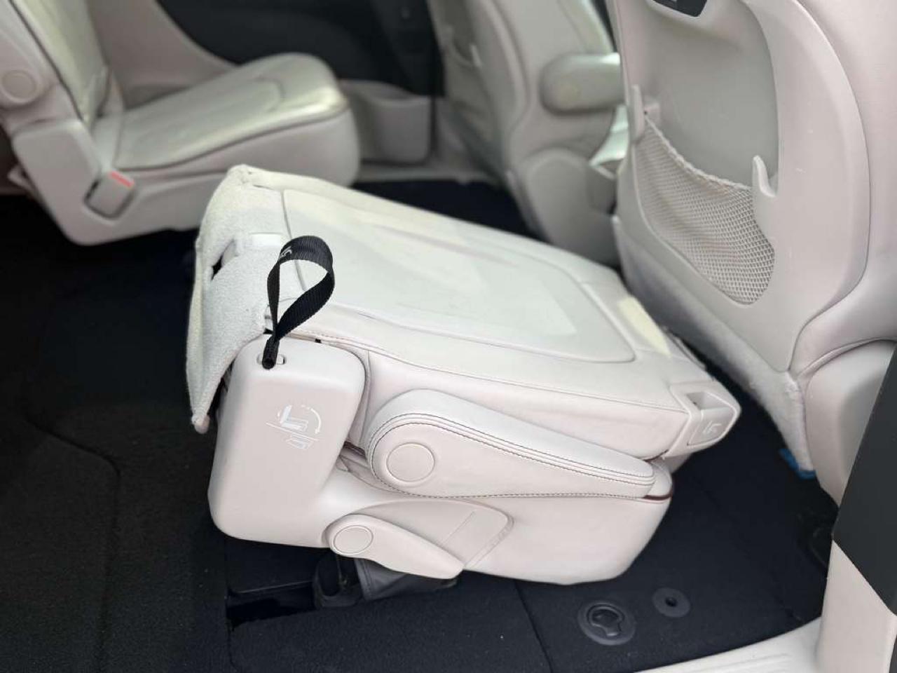 Chrysler Pacifica Limited 2020