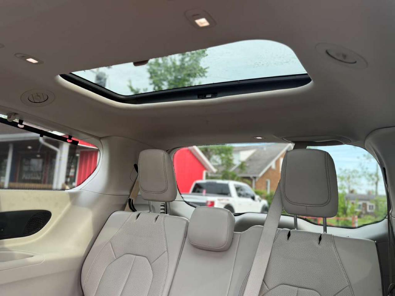 Chrysler Pacifica Limited 2020