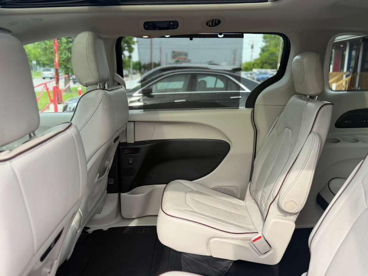 Chrysler Pacifica Limited 2020
