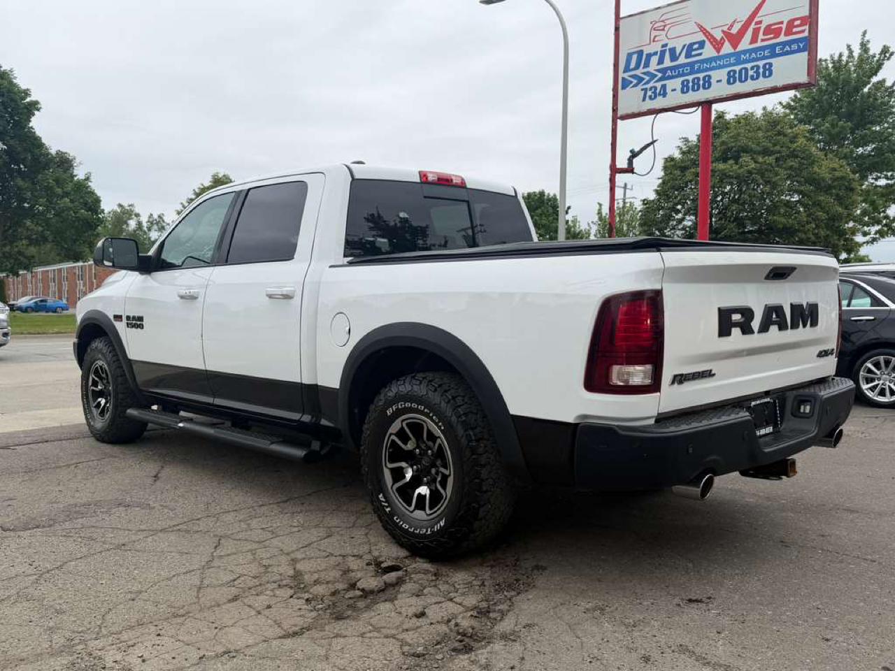 RAM 1500 Rebel Crew Cab 4WD 2016