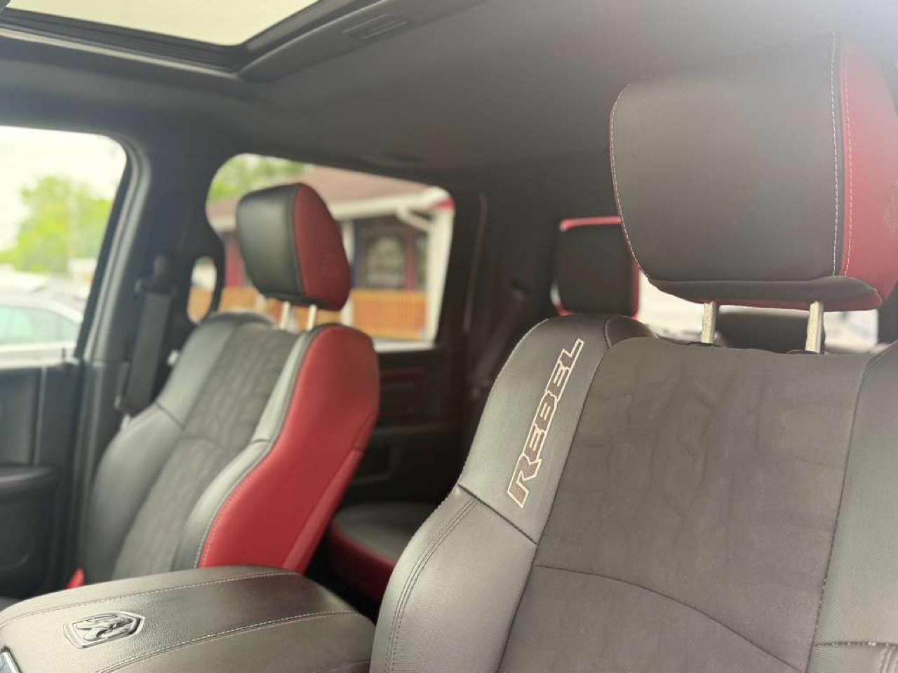 RAM 1500 Rebel Crew Cab 4WD 2016