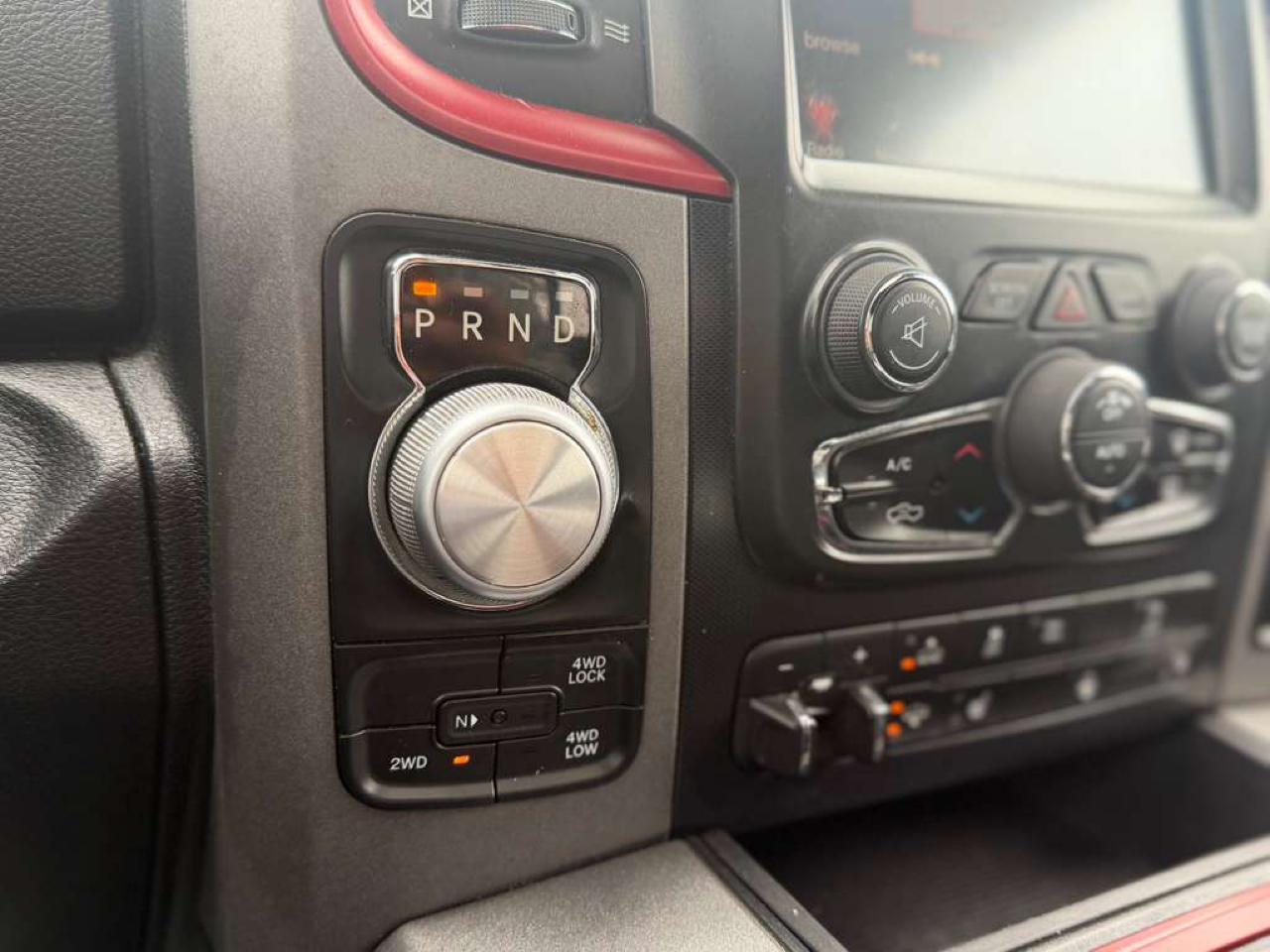 RAM 1500 Rebel Crew Cab 4WD 2016