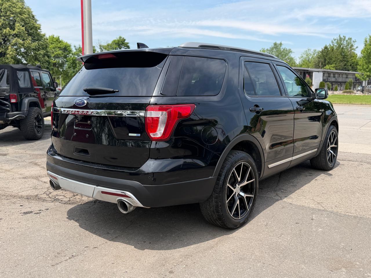 Ford Explorer XLT 4WD 2016