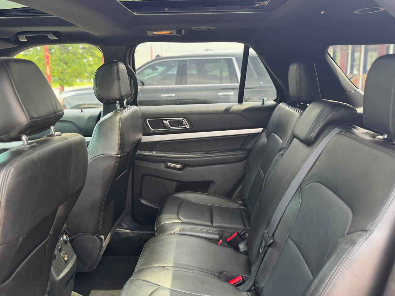 Ford Explorer XLT 4WD 2016