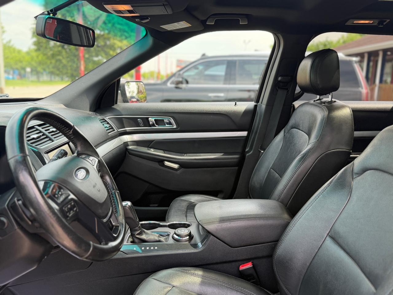 Ford Explorer XLT 4WD 2016
