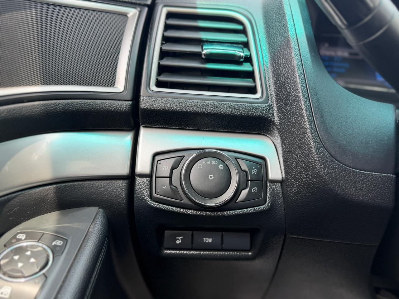 Ford Explorer XLT 4WD 2016