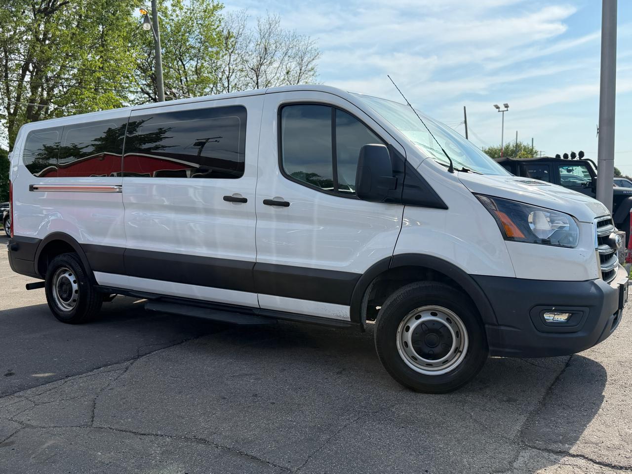 Ford Transit 350 Wagon Low Roof XL w/Sliding Pass. 148-in. WB 2020