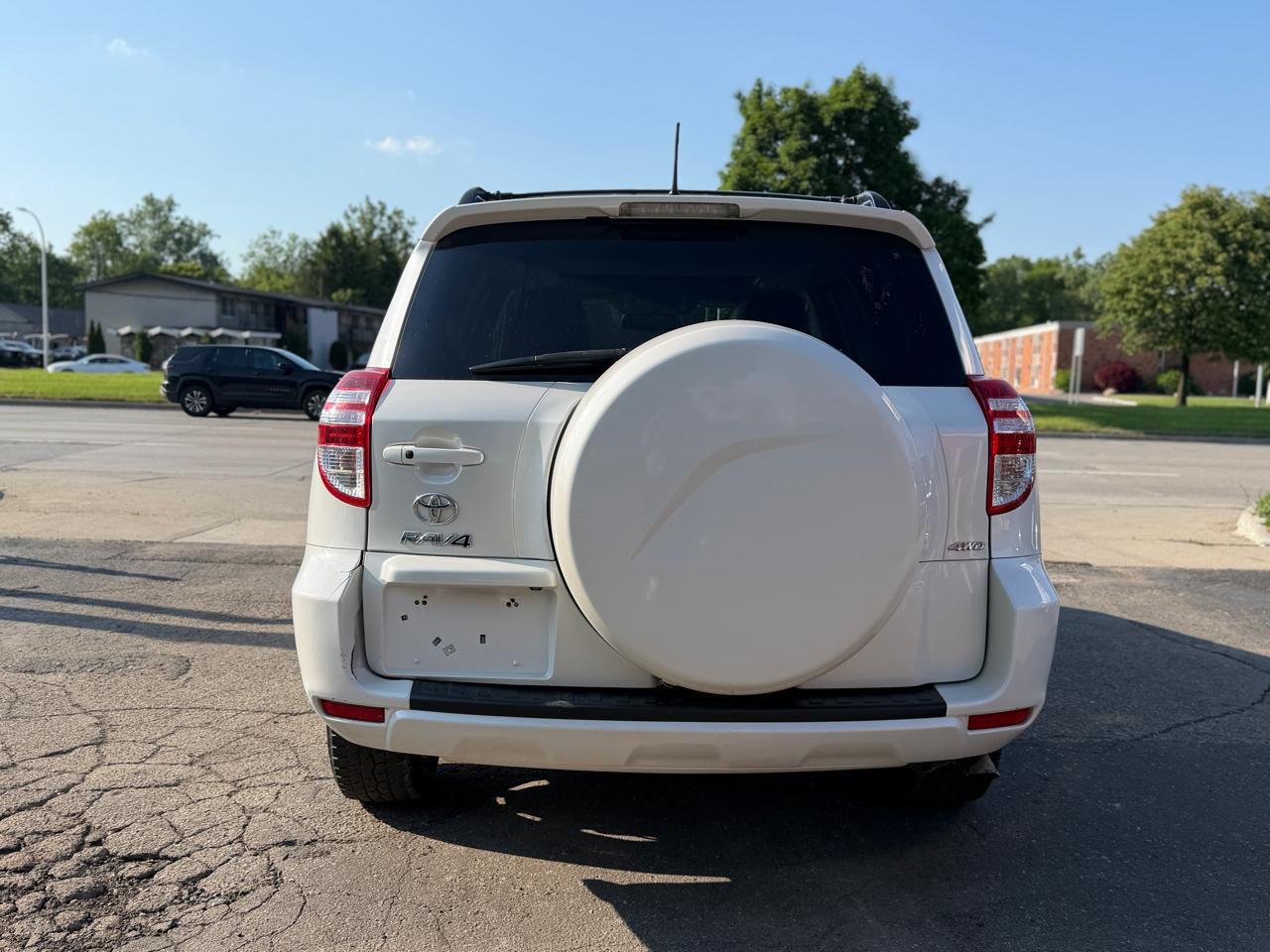 Toyota RAV4 Limited I4 4WD 2012