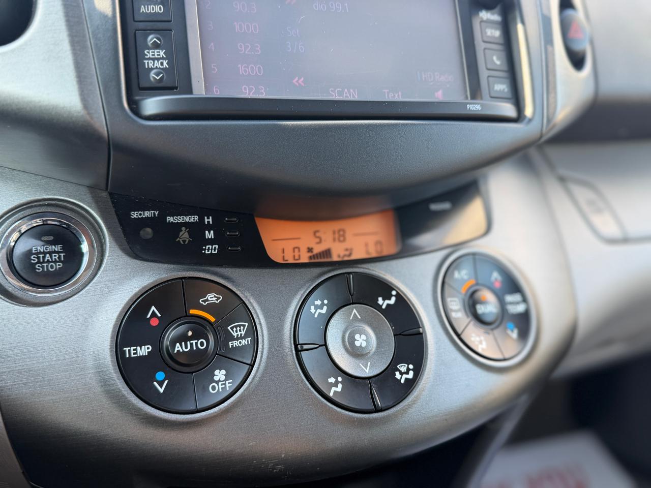Toyota RAV4 Limited I4 4WD 2012