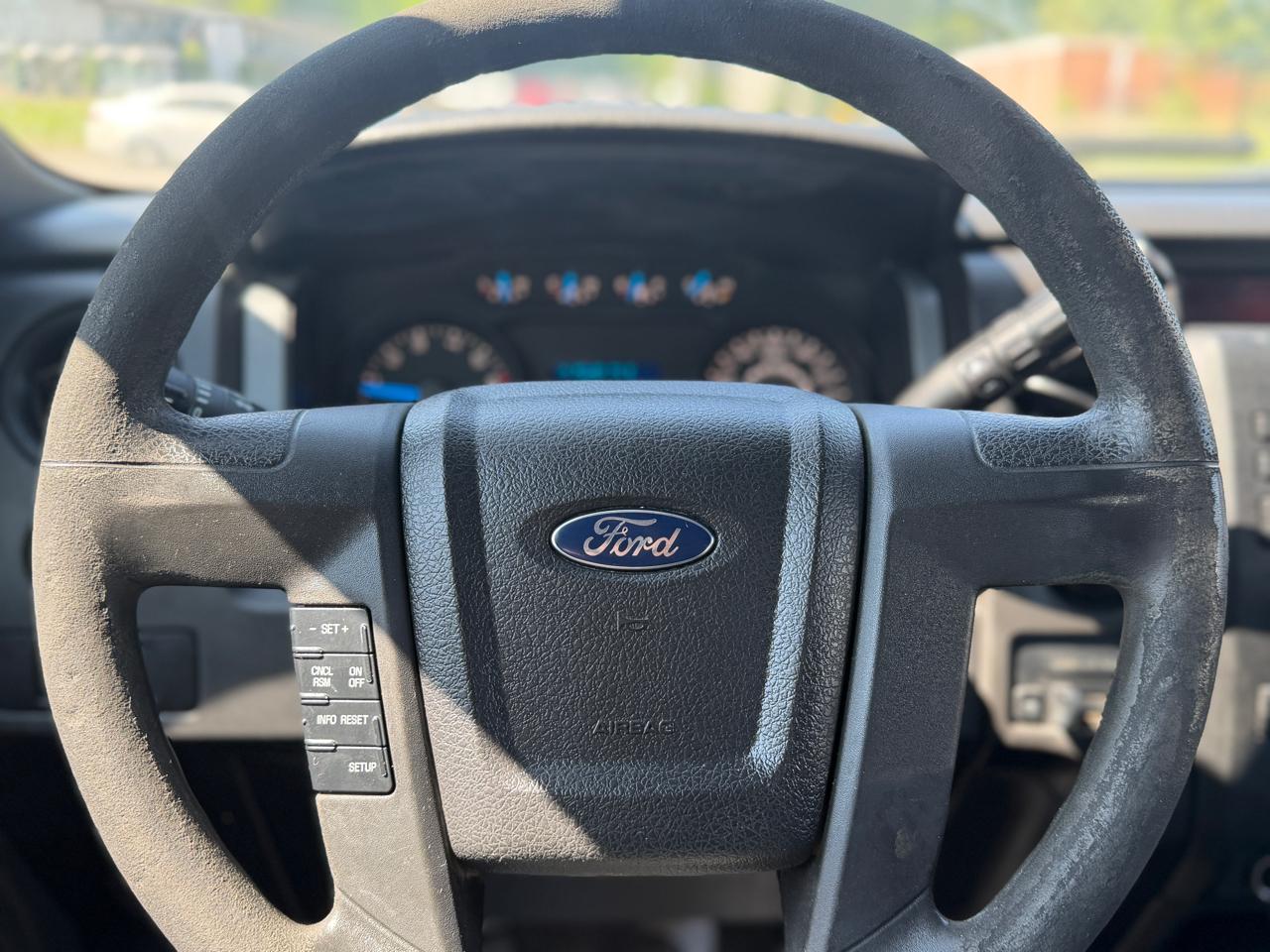 Ford F-150 XL 2WD SuperCab 6.5' Box 2014