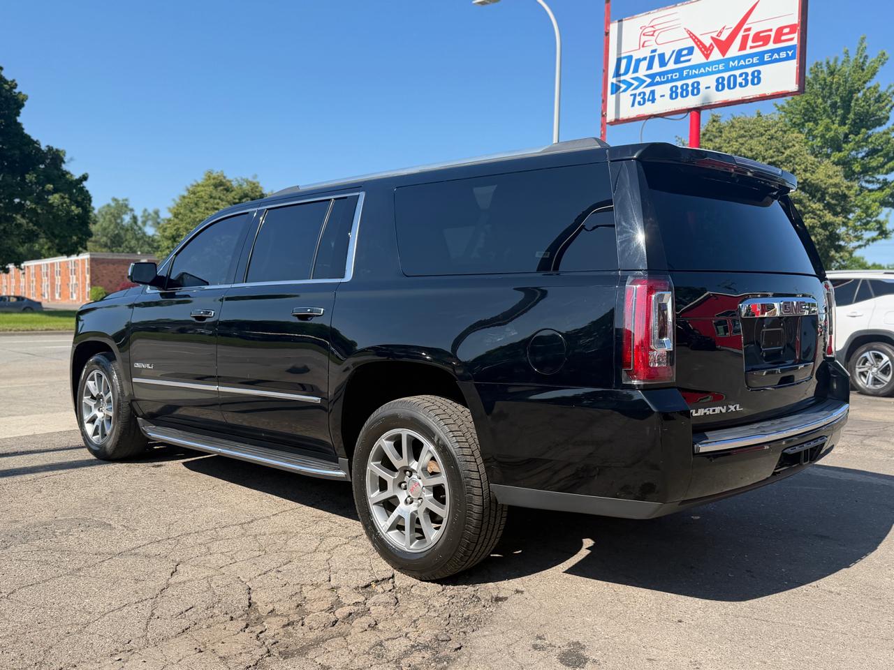 GMC Yukon XL Denali 2WD 2018
