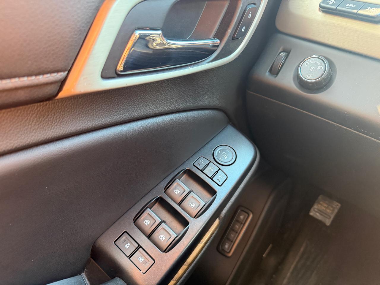 GMC Yukon XL Denali 2WD 2018