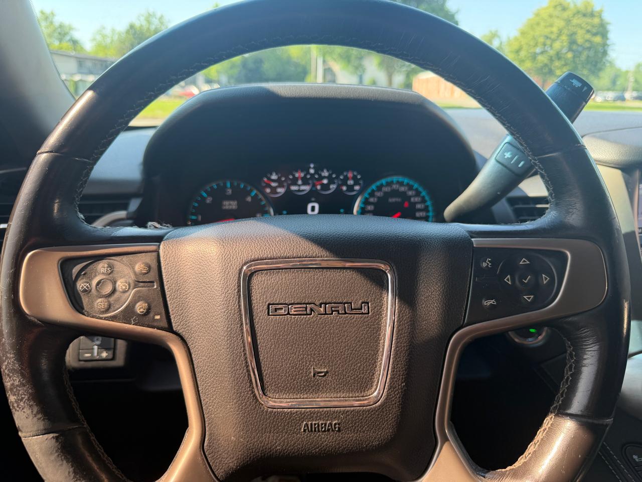 GMC Yukon XL Denali 2WD 2018