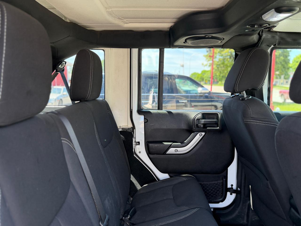 Jeep Wrangler Unlimited Rubicon 4WD 2013