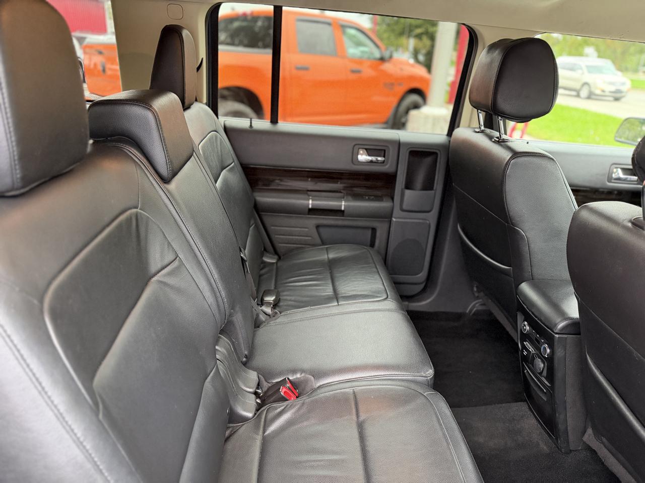 2019 Ford Flex SEL - Photo 7