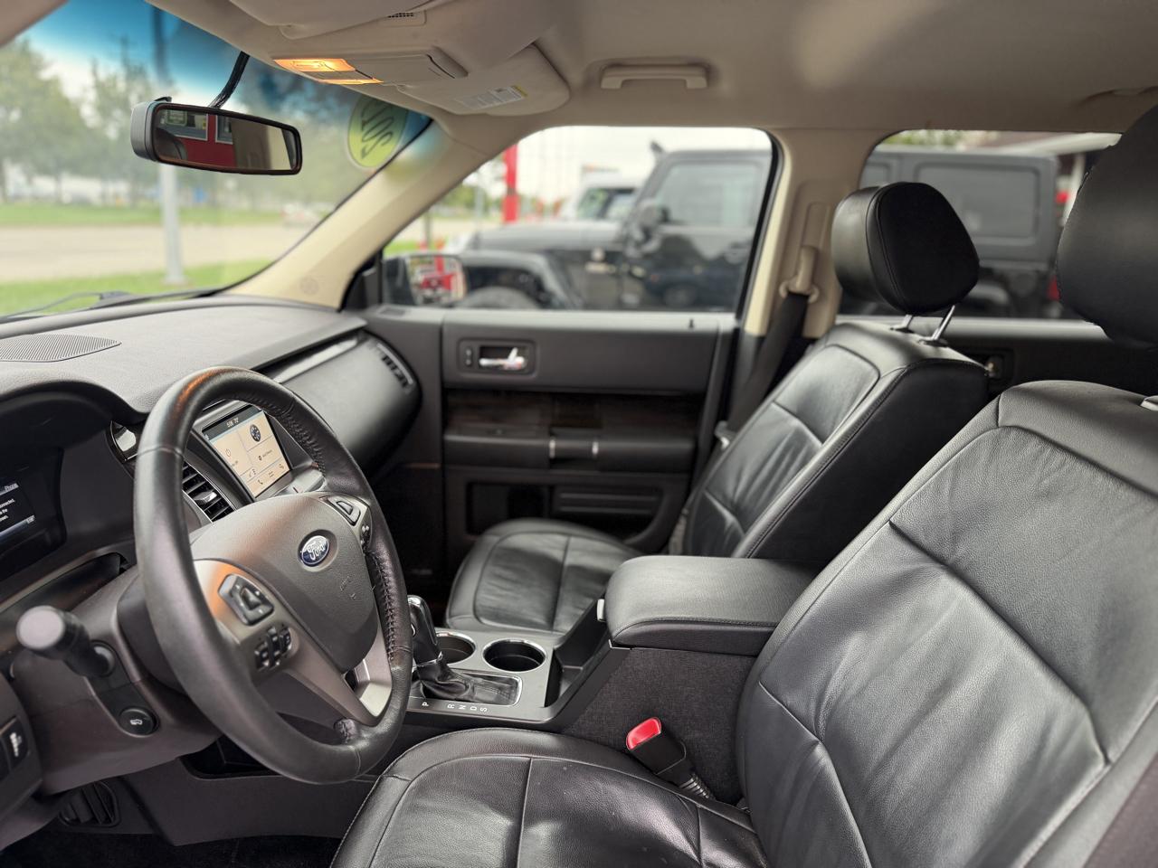 2019 Ford Flex SEL - Photo 13