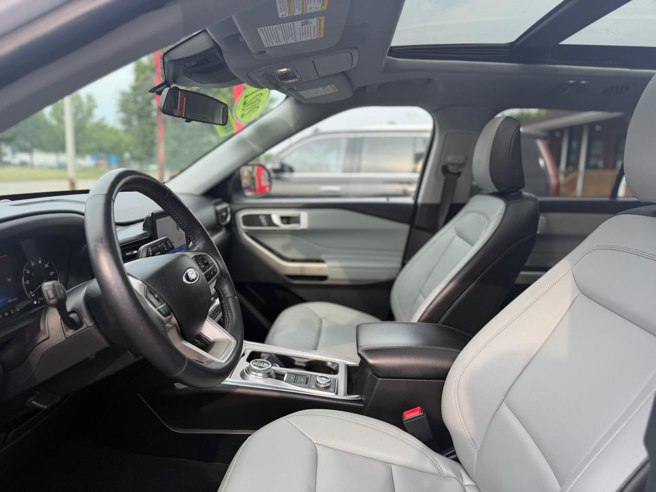 Ford Explorer XLT 4WD 2021