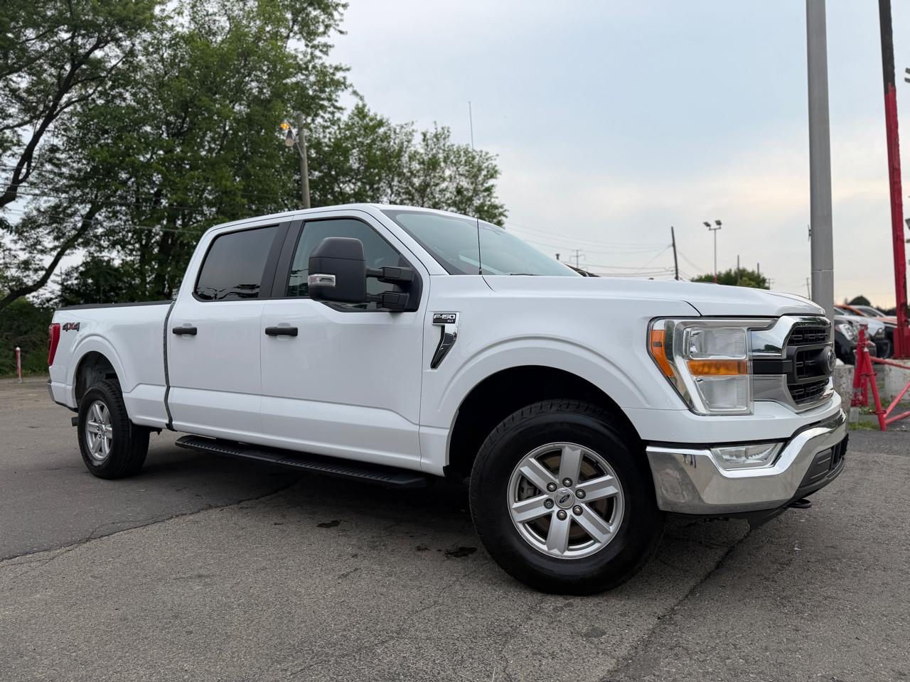 Ford F-150 XLT SuperCrew 4WD 2021