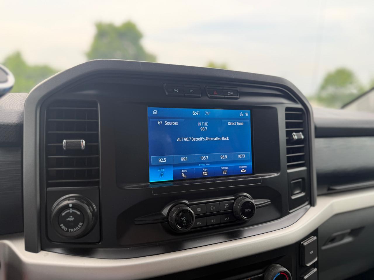 Ford F-150 XLT SuperCrew 4WD 2021