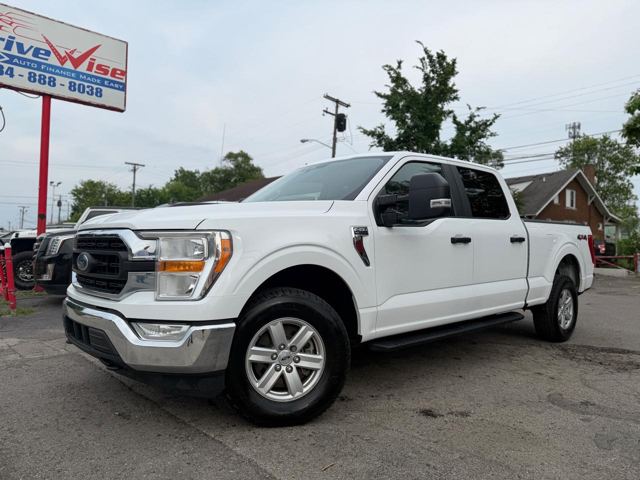 Ford F-150 XLT SuperCrew 4WD 2021