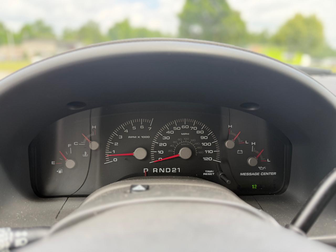 Ford Expedition XLT 4.6L 2WD 2004