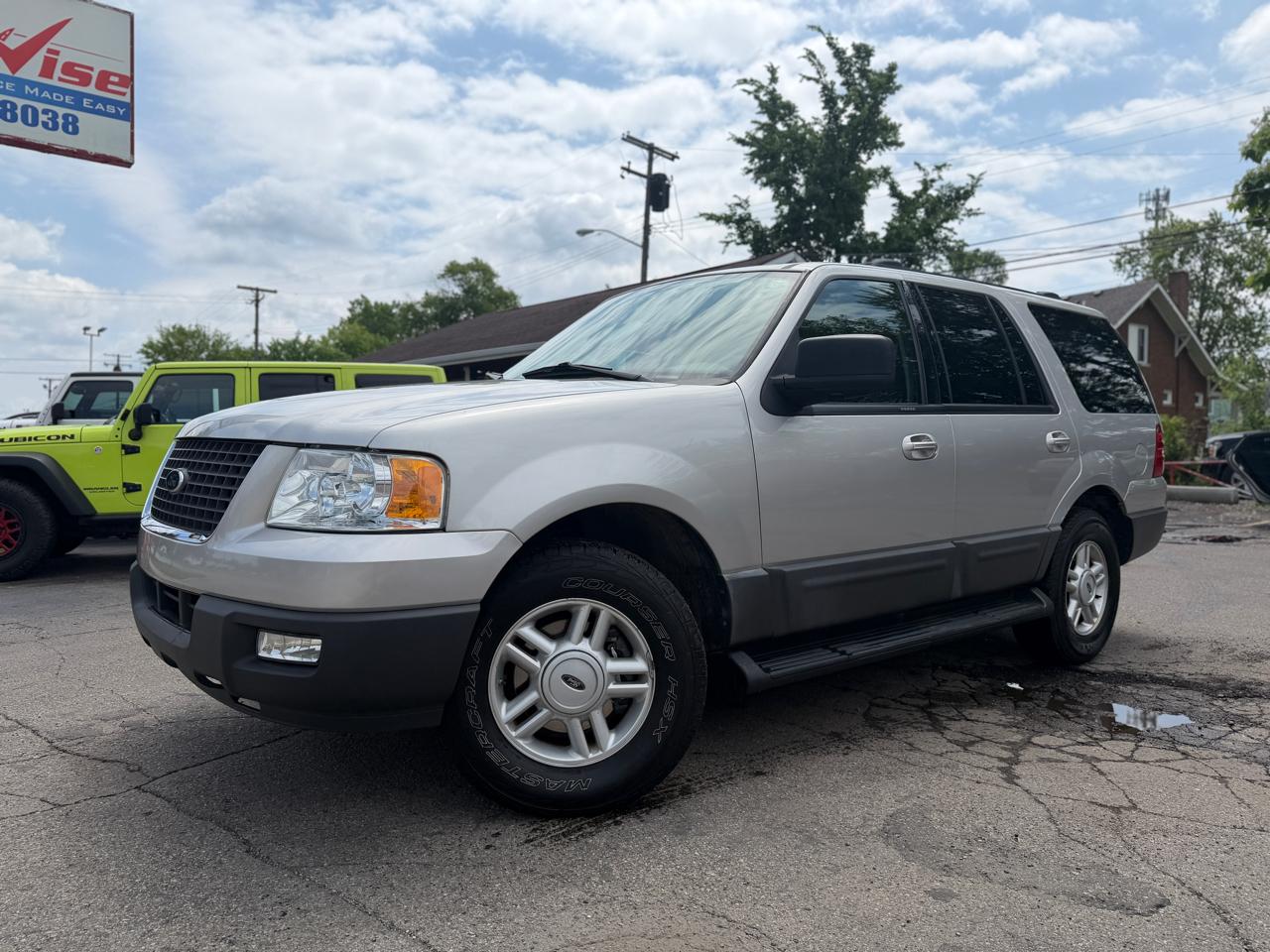 Ford Expedition XLT 4.6L 2WD 2004