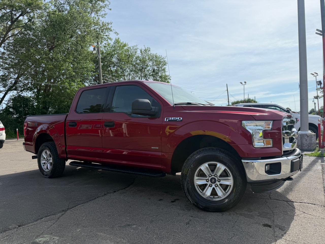 Ford F-150 XLT SuperCrew 4WD 2016