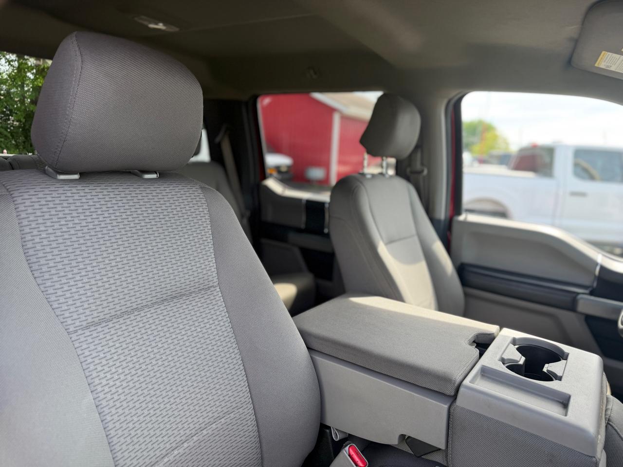 Ford F-150 XLT SuperCrew 4WD 2016