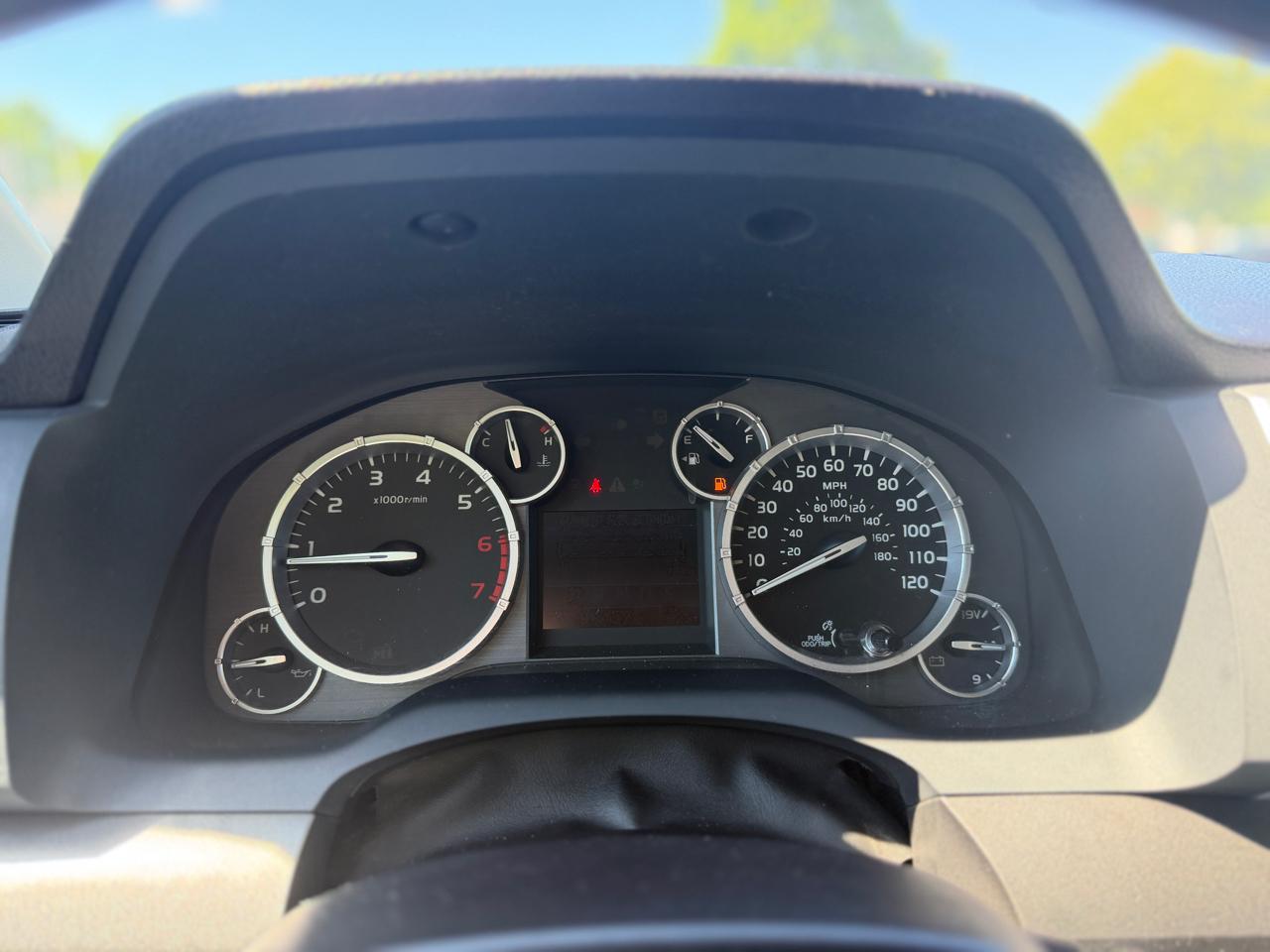 Toyota Tundra SR5 5.7L V8 Double Cab 4WD 2016