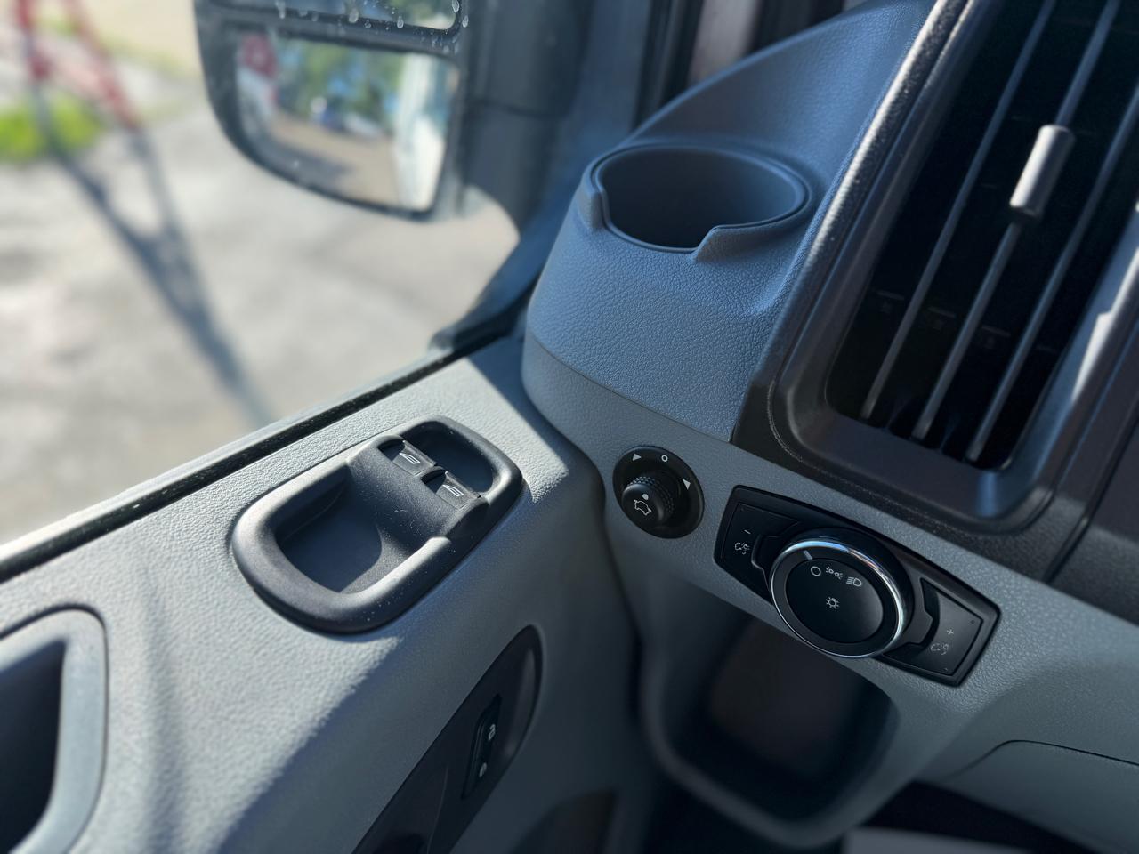 Ford Transit 350 Van High Roof w/Sliding Pass. 148-in. WB 2019