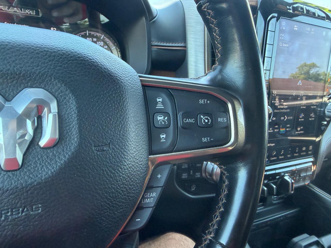 RAM 1500 Limited Longhorn 4x4 Crew Cab 6'4" Box 2022