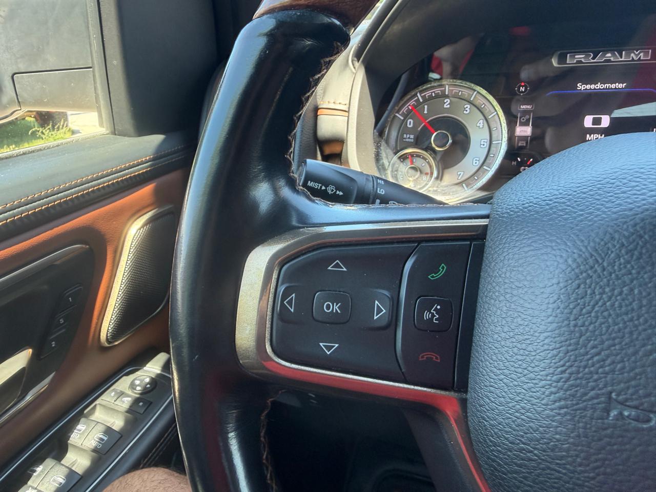 RAM 1500 Limited Longhorn 4x4 Crew Cab 6'4" Box 2022
